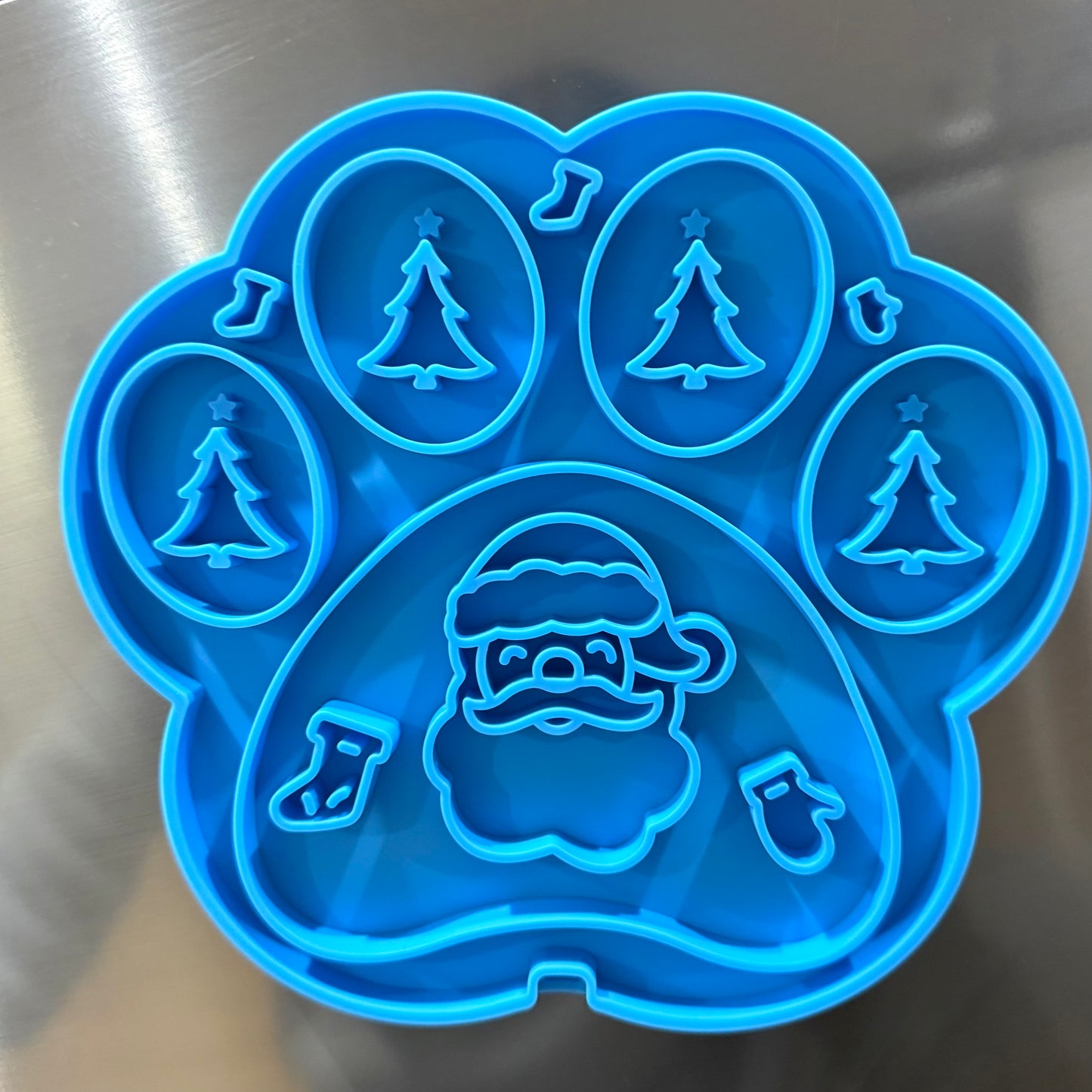 Silicone Dog Lick Mat – Suction Cup Feeding Plate for Anxiety Relief & Enrichment