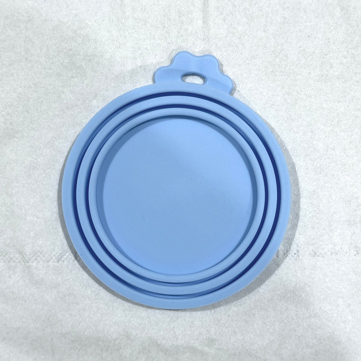 Silicone Pet Food Can Lids – Universal Seal Cover for 6.5/7.5/8.5cm Cans | Reusable & Dishwasher Safe