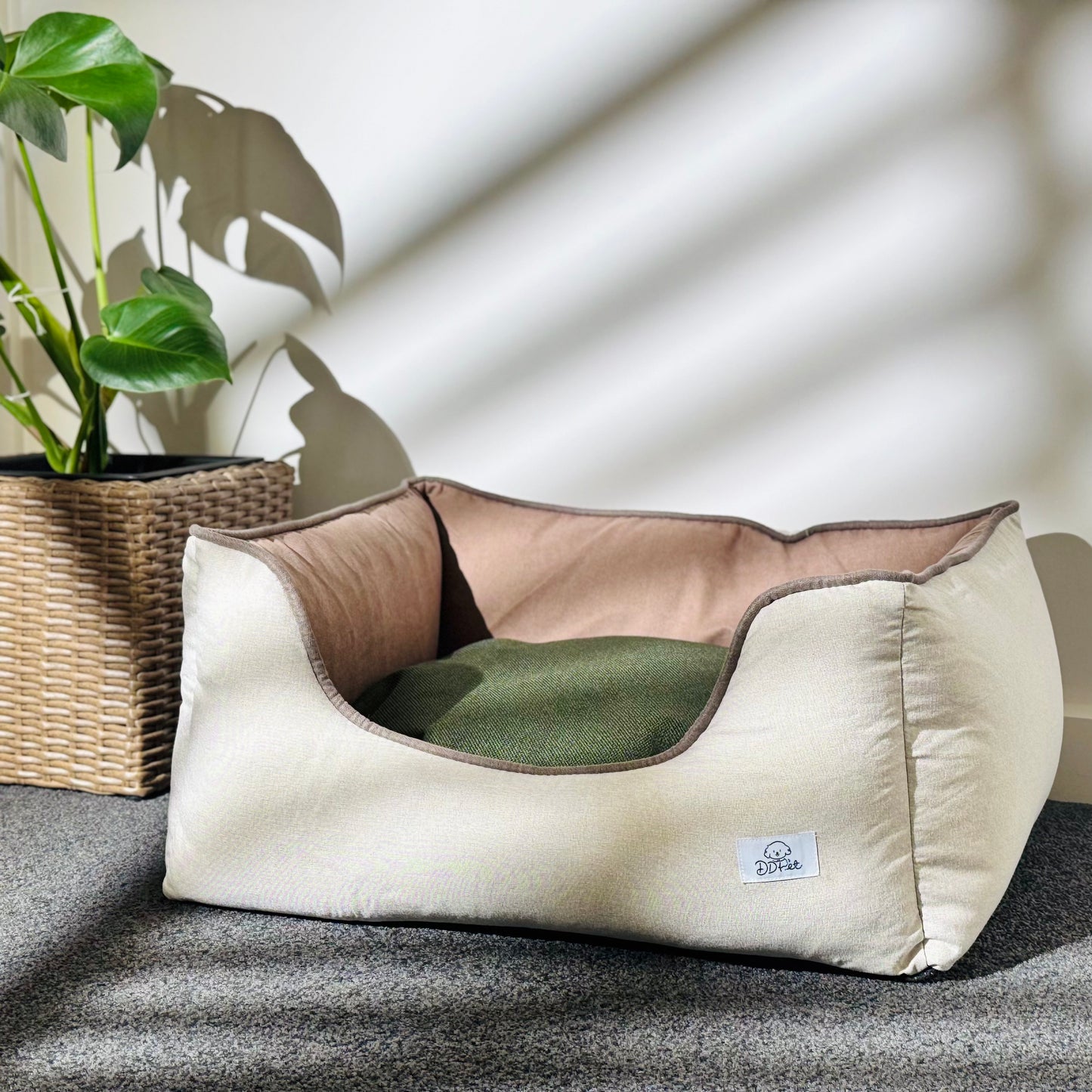 Reversible Cushion Pet Bed – Cozy Nest for Cats & Dogs